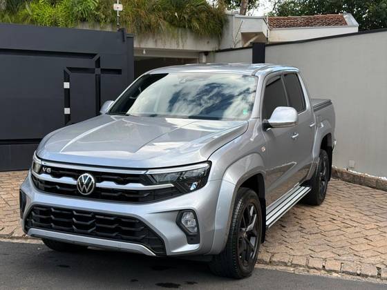 VOLKSWAGEN AMAROK 3.0 V6 TDI DIESEL HIGHLINE CD 4MOTION AUTOMÁTICO